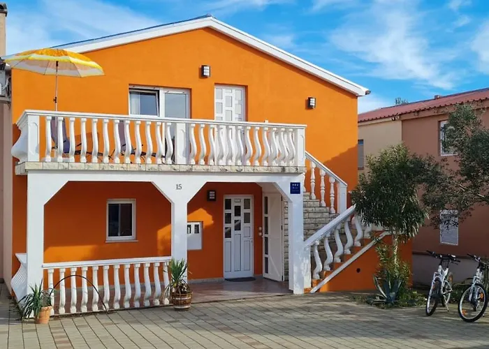 Lejlighed Sunbeach Vir