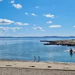 Sunbeach Διαμέρισμα Vir