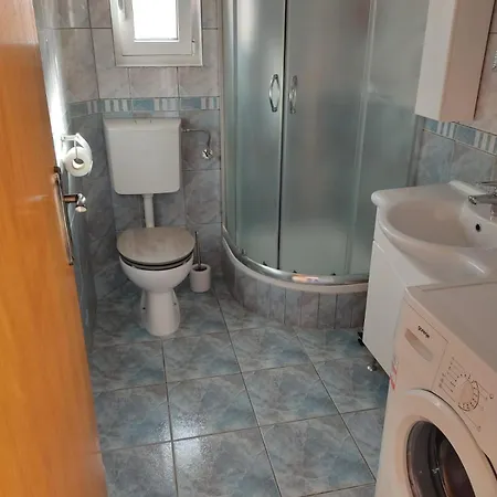 Sunbeach Apartment Vir